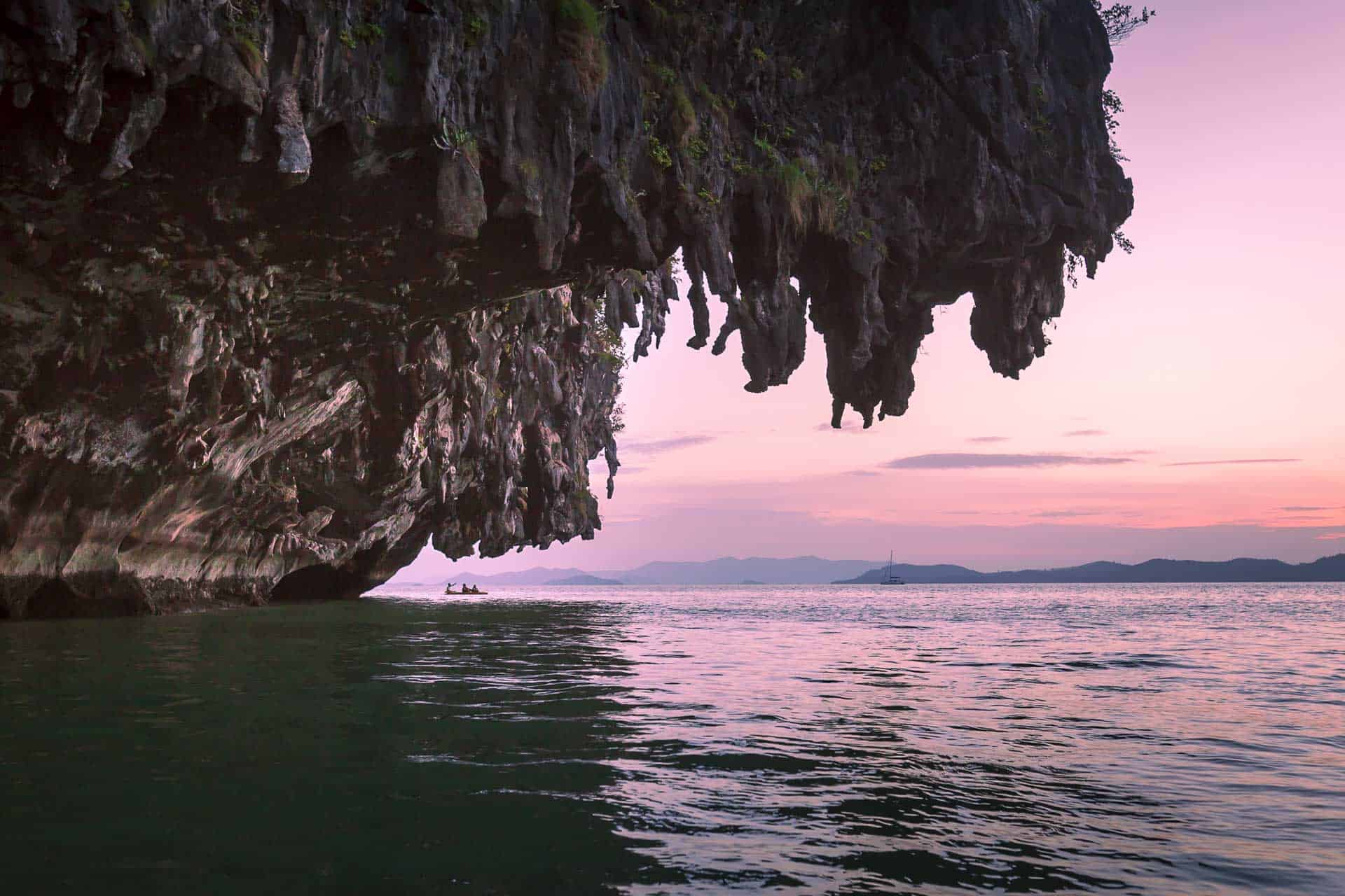 Best-Things-to-do-in-Krabi-Thailand-GoTravelDailu