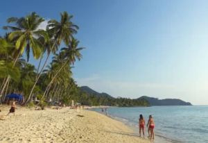 koh-chang-lonely-beach-gotraveldaily